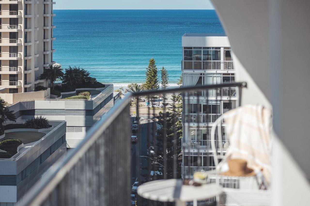 The Island Gold Coast (Adults Only) Hotel Bagian luar foto