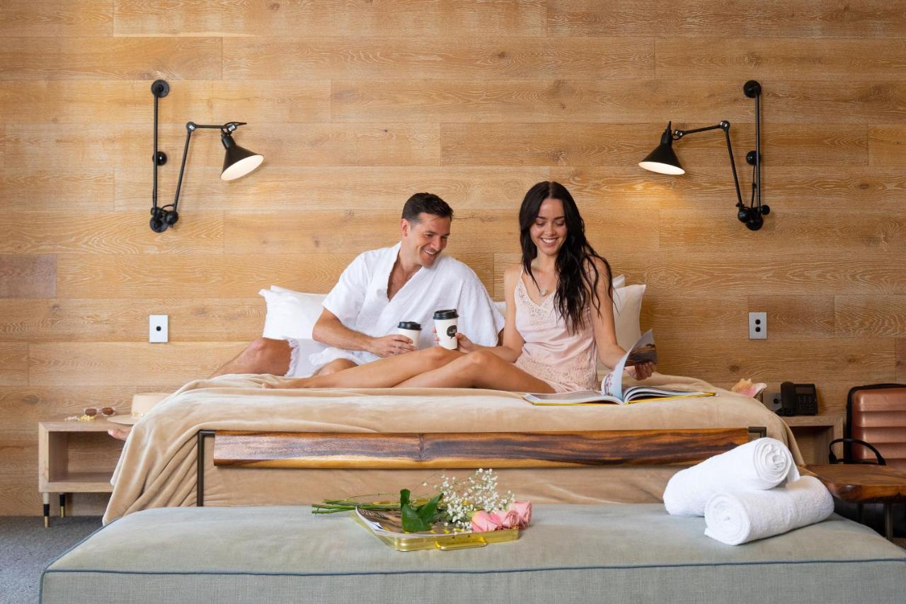 The Island Gold Coast (Adults Only) Hotel Bagian luar foto